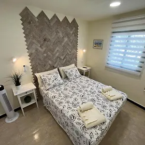 https://pistacchio.in-canary-islands.com